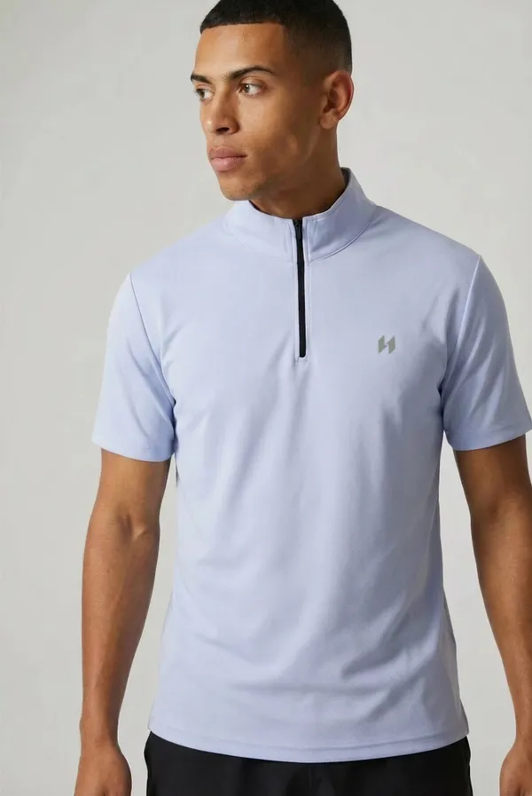 Men_High-Neck_Slim-Fit_Training_T-Shirt