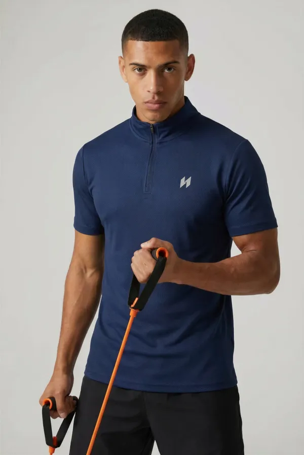 Men_High-Neck_Slim-Fit_Training_T-Shirt