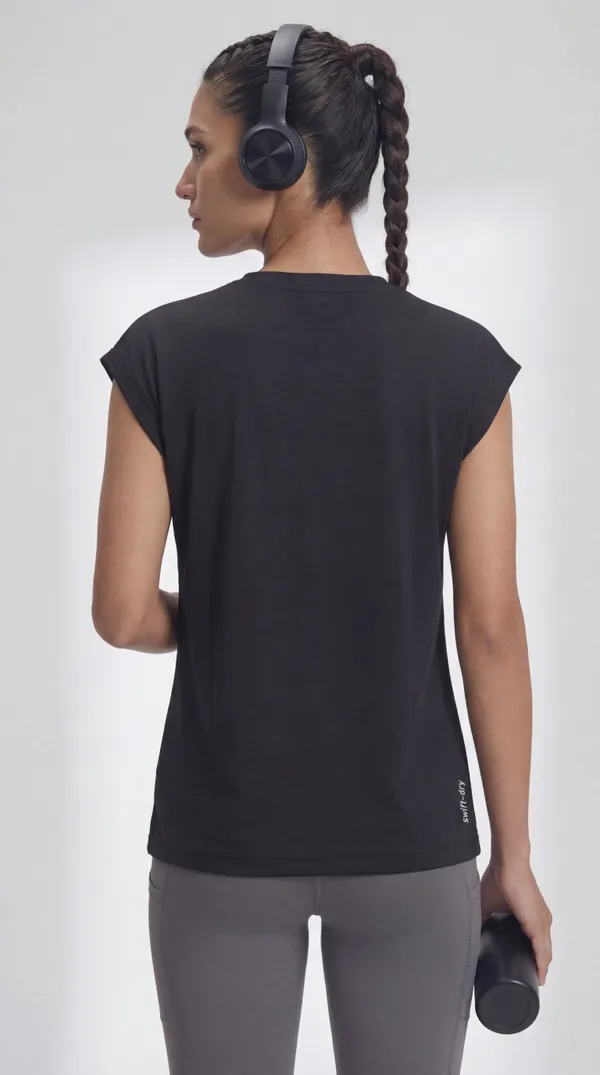 Women_Extended_Sleeve_Swift-dry_Training_T-Shirt