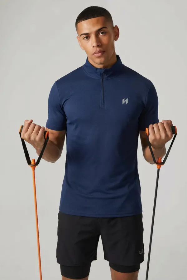 Men_High-Neck_Slim-Fit_Training_T-Shirt
