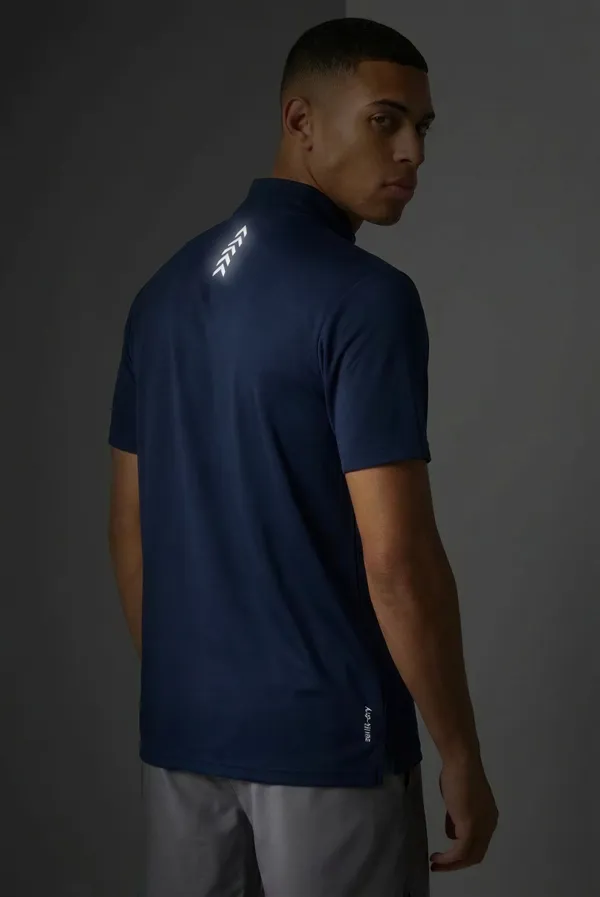 Men_High-Neck_Slim-Fit_Training_T-Shirt