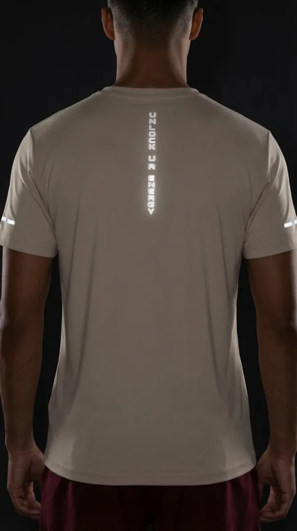 Men_Lightweight_Swift-Dry_Training_T-Shirt