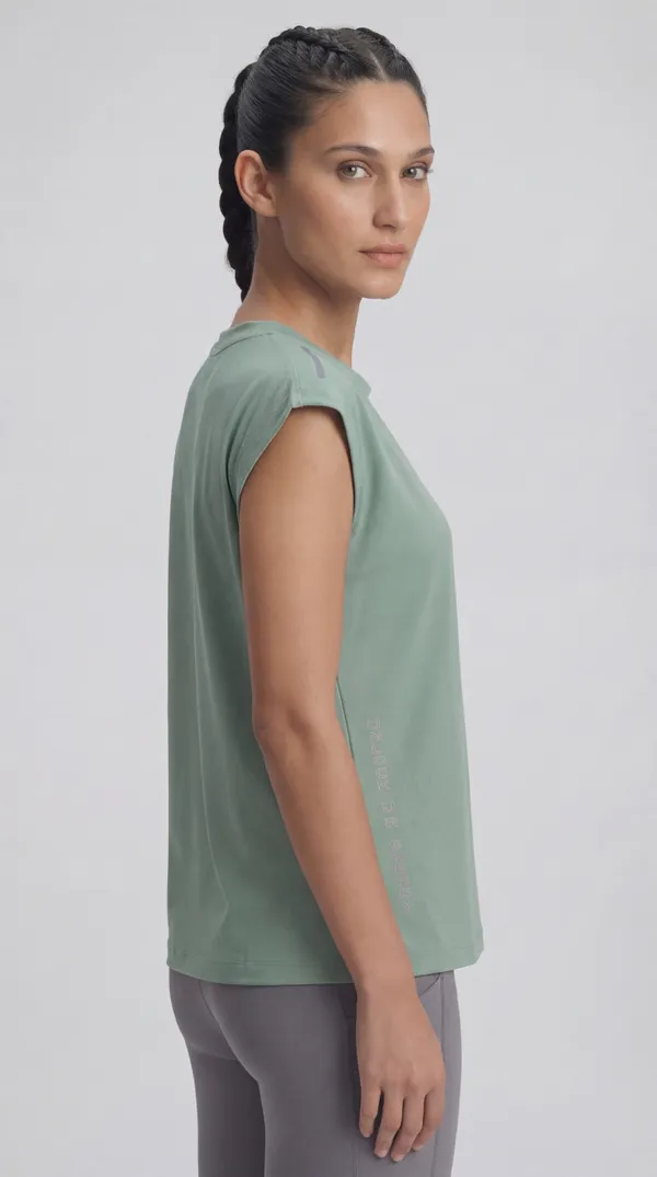 Women_Extended_Sleeve_Swift-dry_Training_T-Shirt