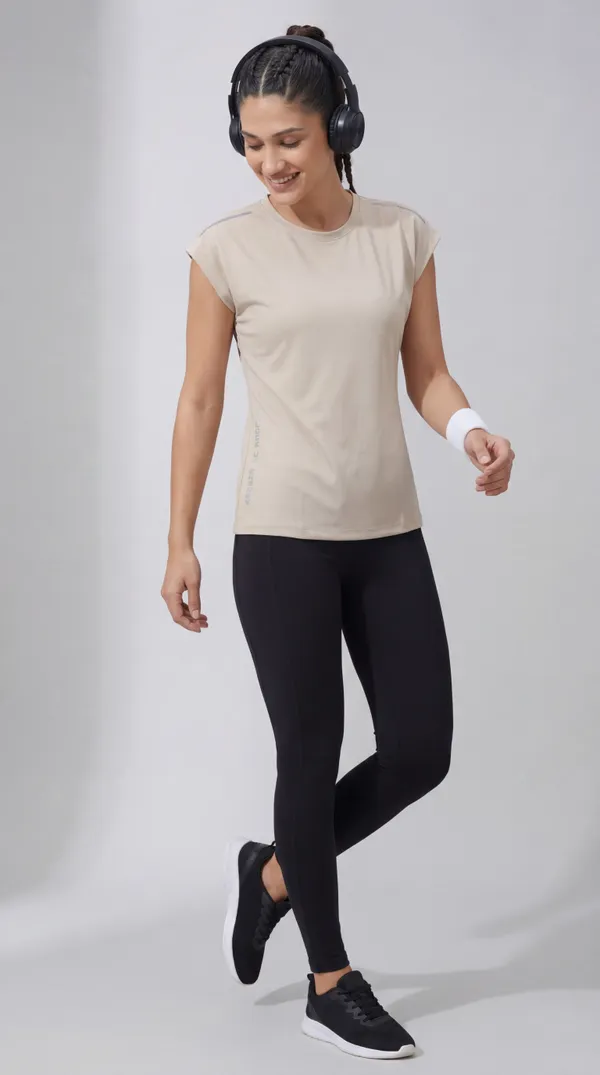 Women_Extended_Sleeve_Swift-dry_Training_T-Shirt