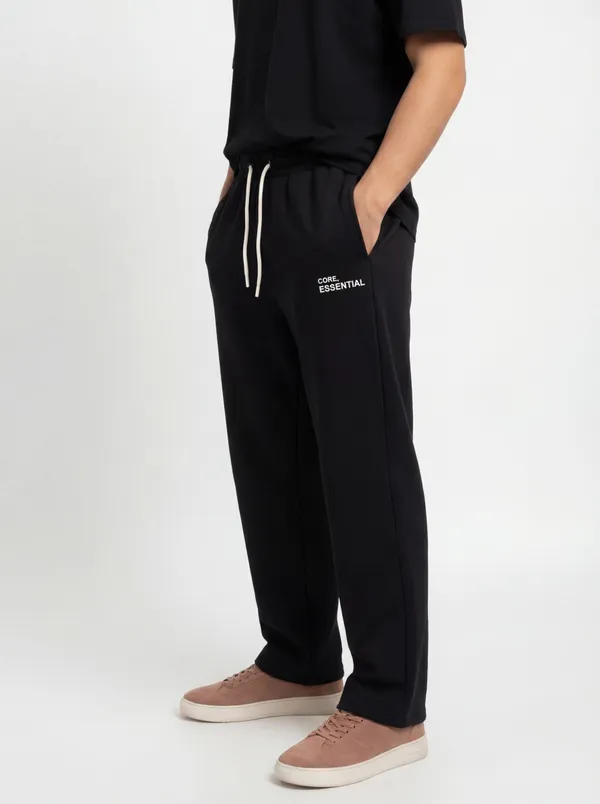 Men_Typography_Relaxed-Fit_Track_Pant
