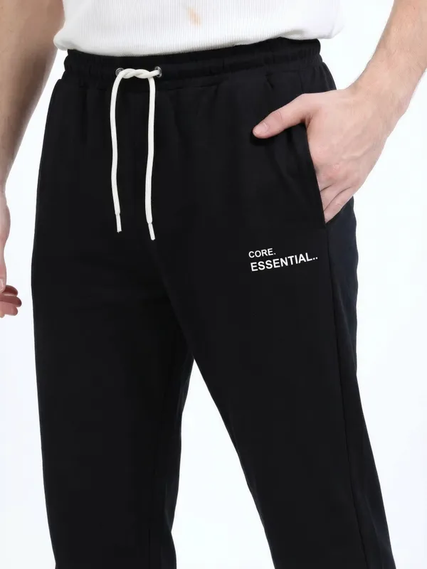 Men_Typography_Relaxed-Fit_Track_Pant