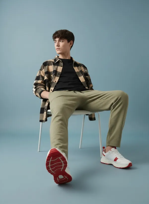 Men_Typography_Relaxed-Fit_Track_Pant