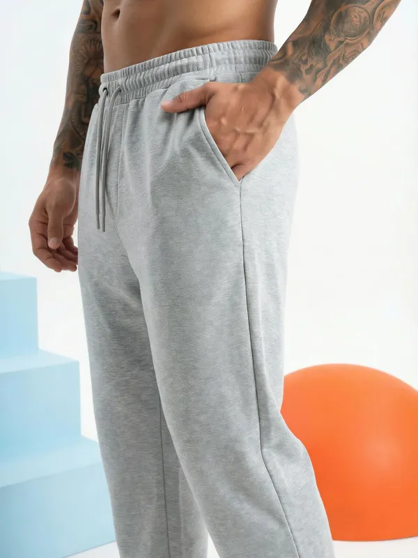 Men_Oversized_Training_Joggers