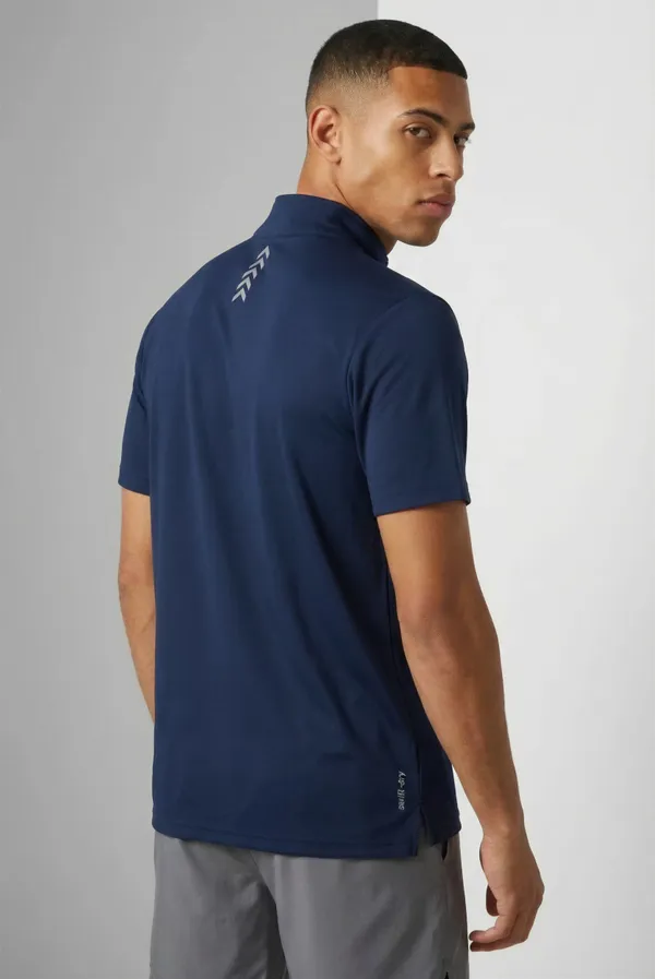 Men_High-Neck_Slim-Fit_Training_T-Shirt