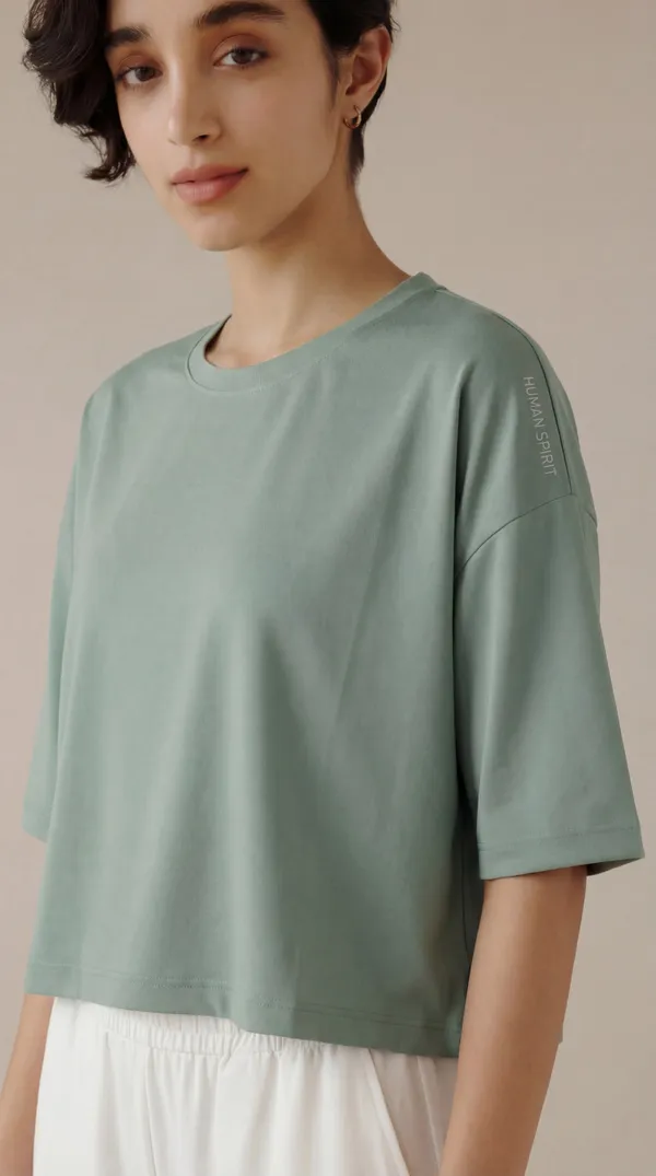 Women_Boxy-Fit_Yoga_Crop_Top