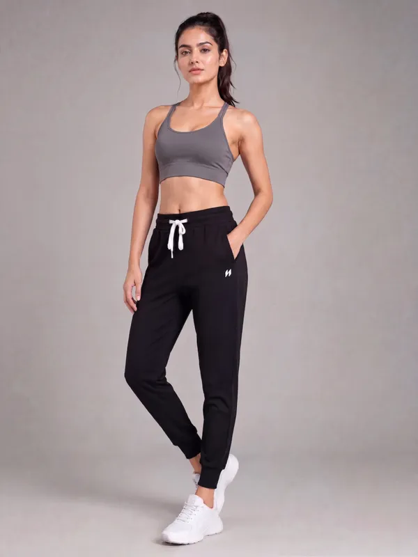 Women_Typo_Training_Joggers