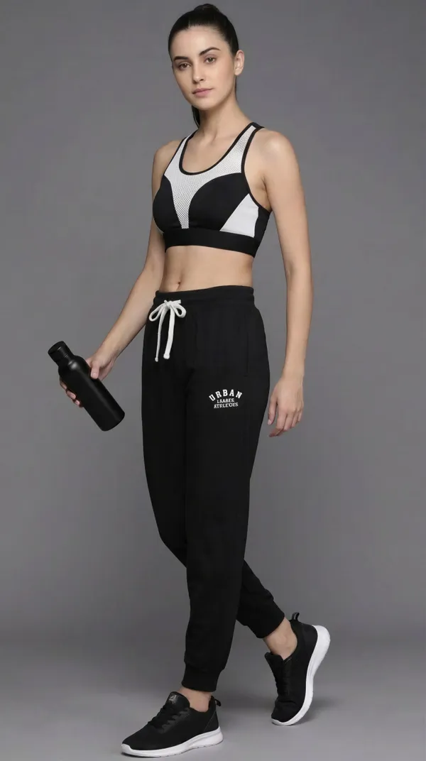 Women_Typo_Training_Joggers