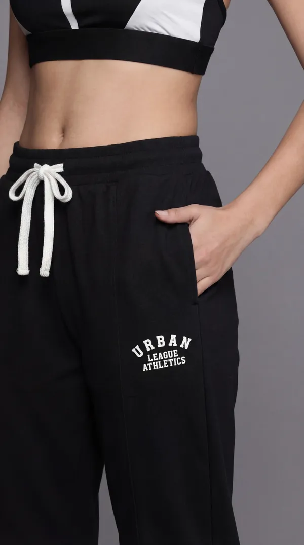 Women_Typo_Training_Joggers