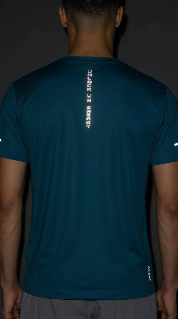 Men_Lightweight_Swift-Dry_Training_T-Shirt