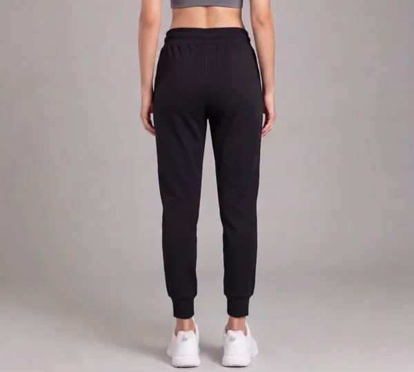 Women_Typo_Training_Joggers