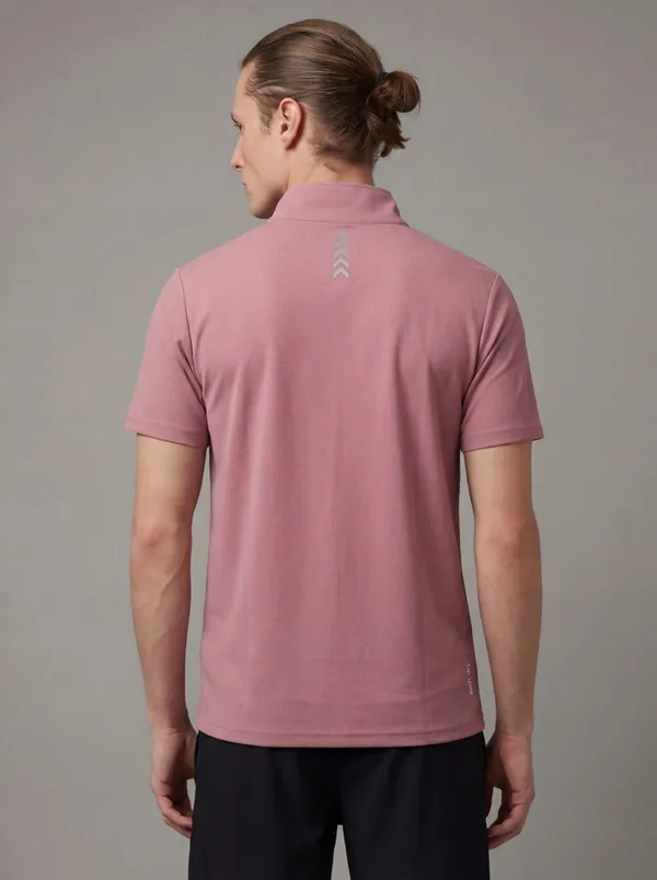 Men_High-Neck_Slim-Fit_Training_T-Shirt