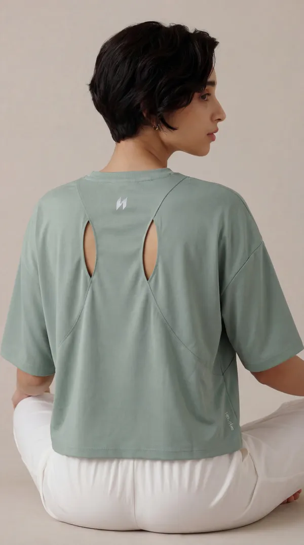 Women_Boxy-Fit_Yoga_Crop_Top