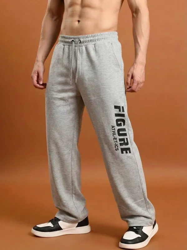 Men_Oversized_Track_Pant