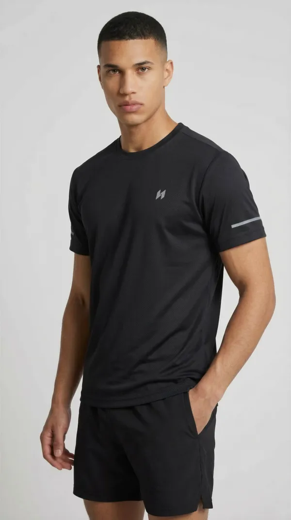 Men_Lightweight_Swift-Dry_Training_T-Shirt