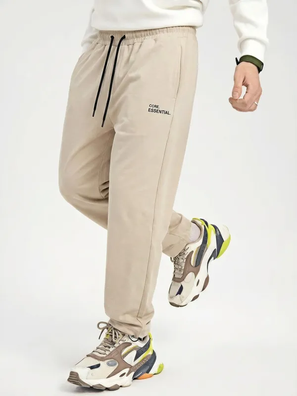Men_Typography_Relaxed-Fit_Track_Pant