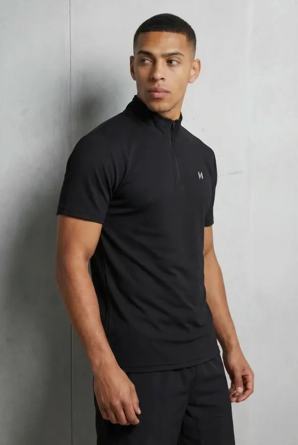 Men_High-Neck_Slim-Fit_Training_T-Shirt