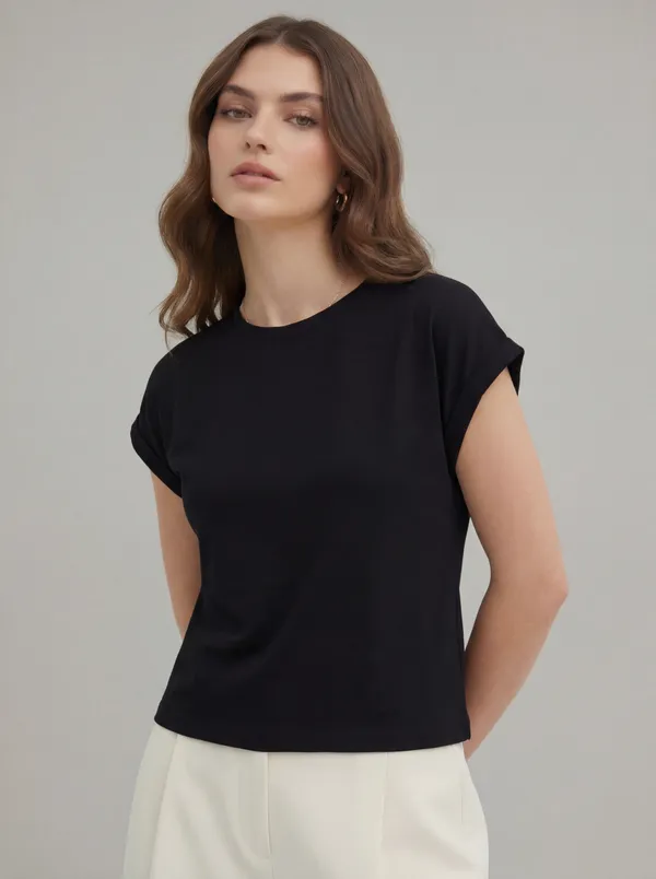 Women_Extended_Sleeve_Cotton_T-Shirt