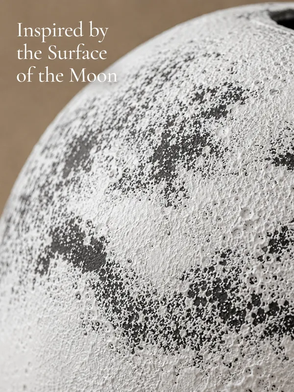 Hand-Painted_Terracotta_Rustic_White_Black_Textured_Round_Decorative_Vase