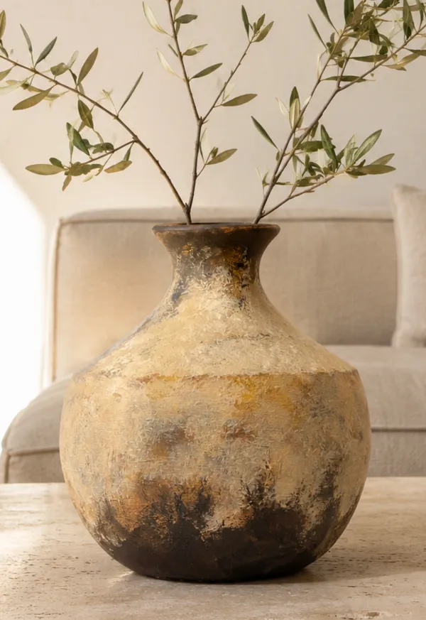 Hand-Painted_Terracotta_Ceramic_Rustic_Textured_Decorative_Vase