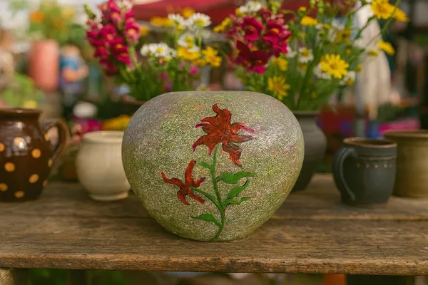 Hand-Painted_Terracotta_Grey_Circular_Textured_Floral_Decorative_Vase