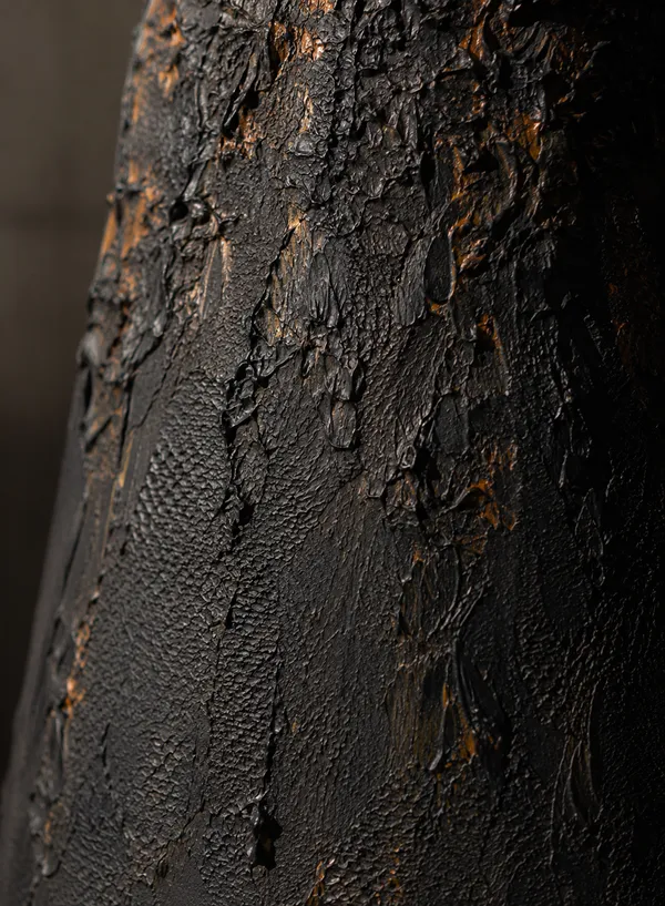 Hand-Painted_Terracotta_Rustic_Black_Volcanic_Textured_Decorative_Vase