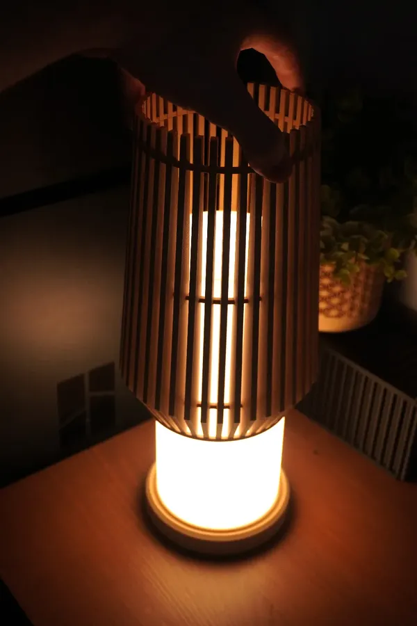 Slatted_Lamp