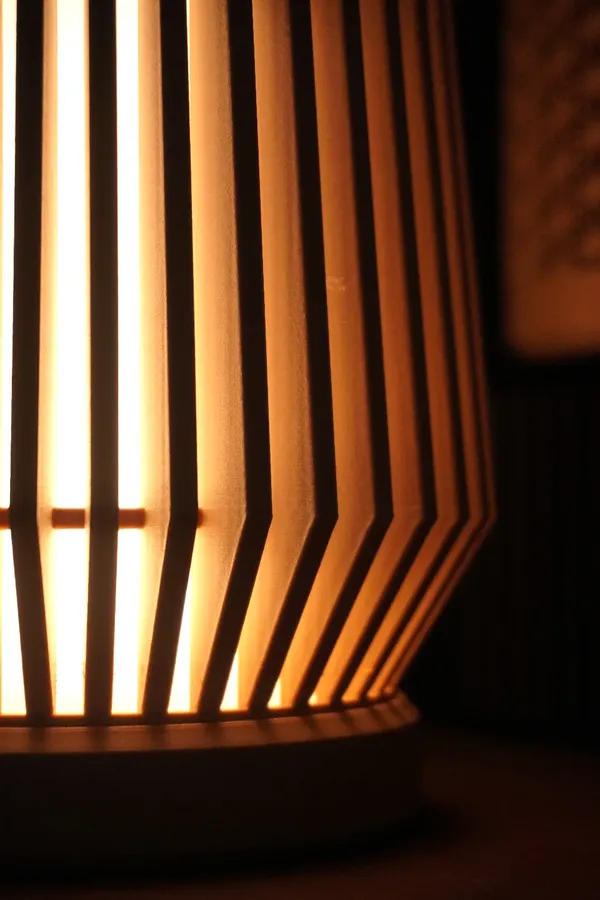 Slatted_Lamp