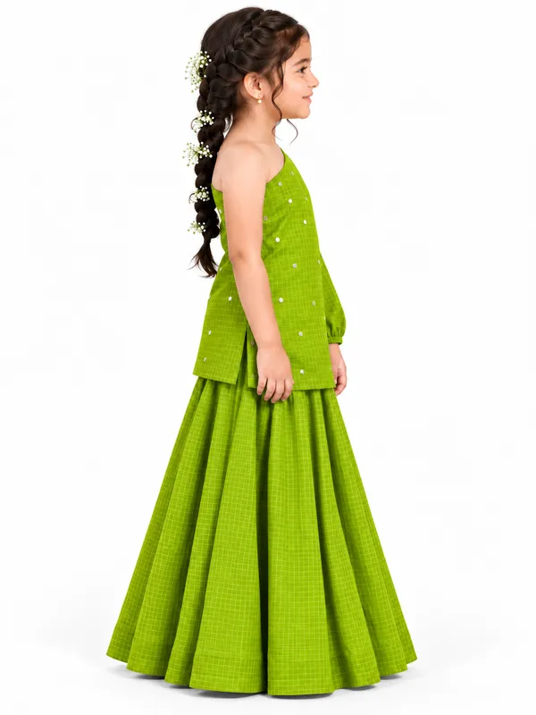 Green_Doria_Mirror_Work_Sharara_Set_for_Girls