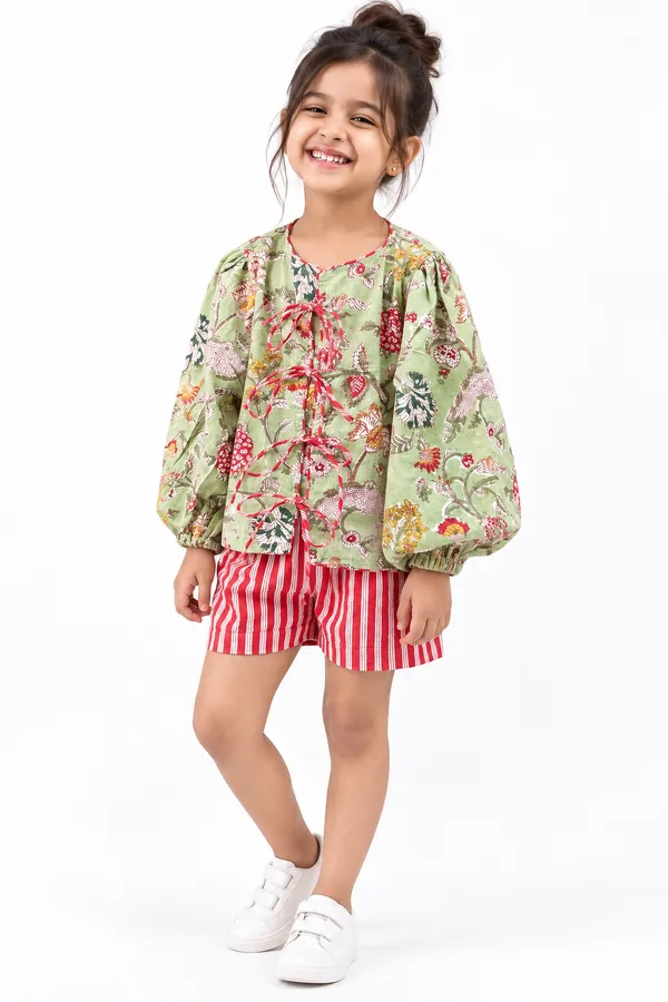 Green_Floral_Print_Tieup_Top_And_Shorts_Set_for_Girls