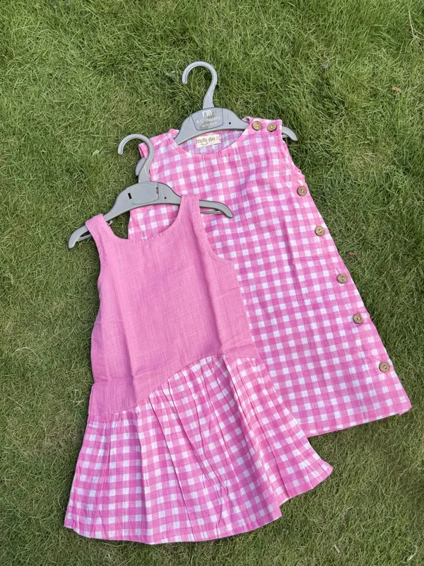 Pink_Sleeveless_Checked_Dress_Set_for_Girls