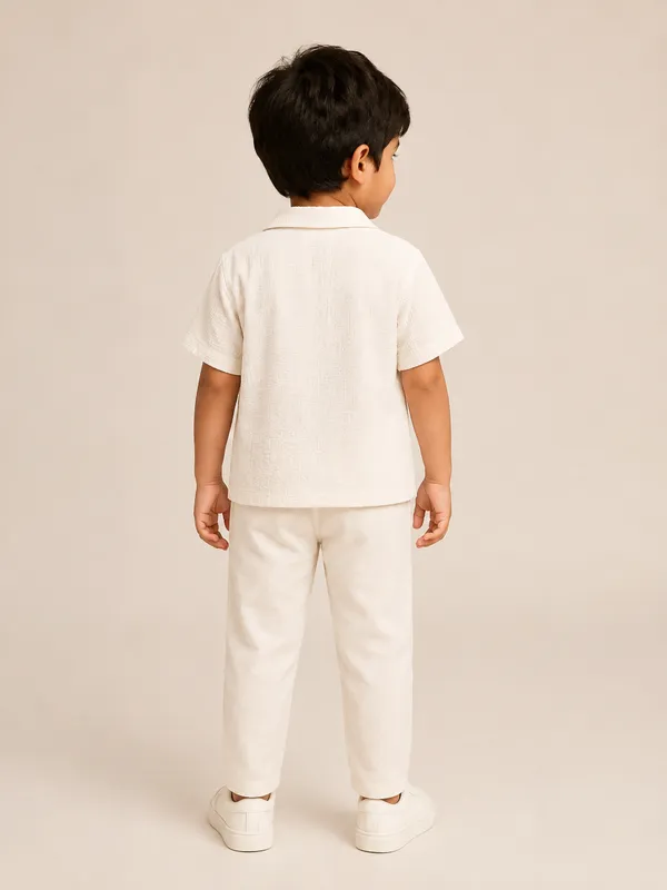 White_Textured_Relaxed_Fit_Shirt_And_Trousers_Set_for_Boys