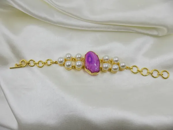 Gold_Purple_Brass_Stone_Pearl_Bead_Bracelet_For_Women