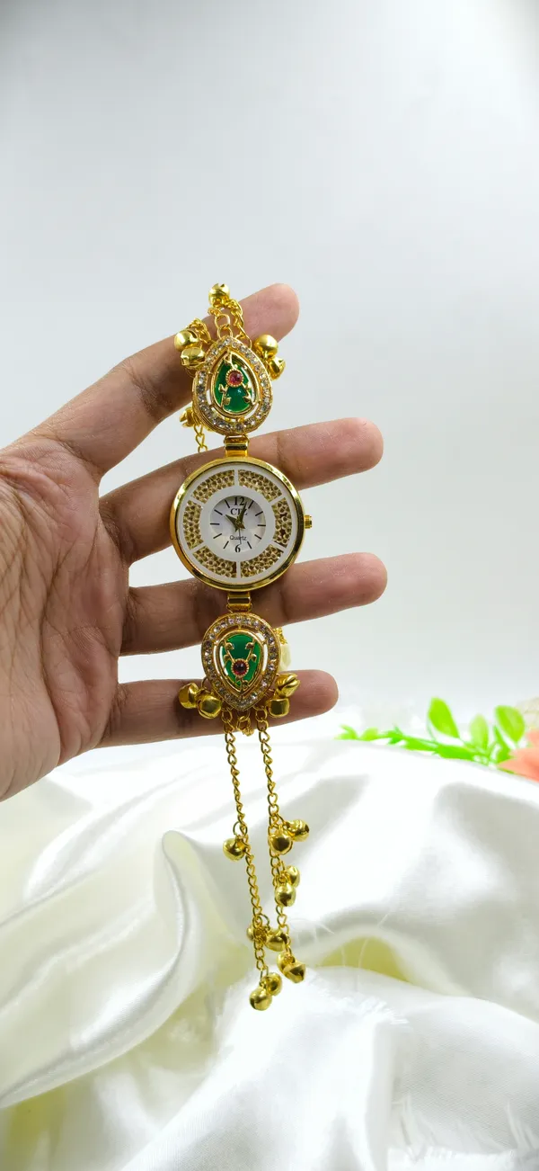 Gold_Green_Tone_Ornamental_Watch_Bracelet_For_Women