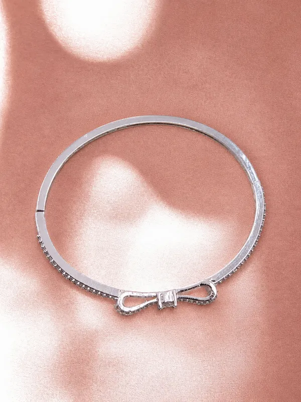 Silver_Tone_Bow_Detail_Open_Bangle_Bracelet_For_Women