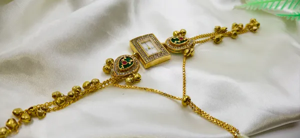 Gold_Tone_Green_Stone_Embellished_Analog_Wrist_Watch_For_Women