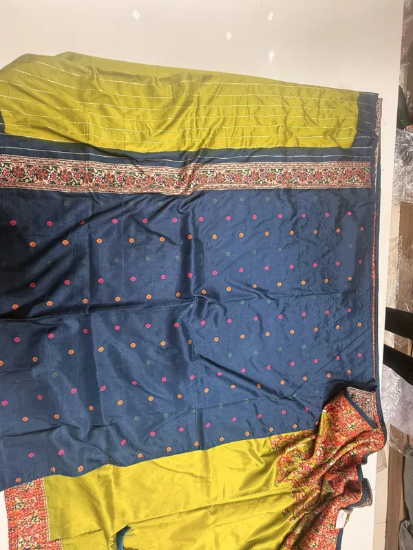Parrot_Green_Blue_Floral_Saree_Handwork_For_Women