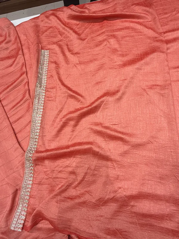 Coral_Pink_Saree_for_Women