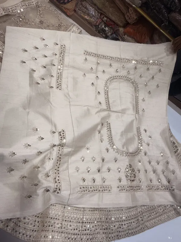 Ivory_Embroidered_Lehenga_Choli_For_Women