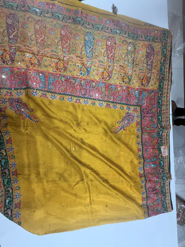 Mustard_Viscose_Embellished_Saree_For_Women