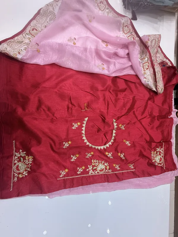 Pink_Embroidery_work_Saree_With_Red_Blouse_Piece_for_Women