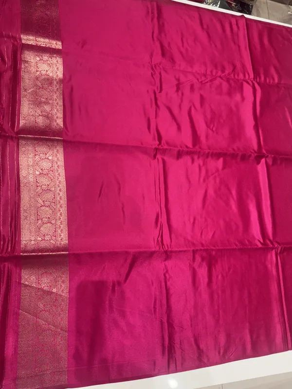 Magenta_Silk_Saree_for_Women