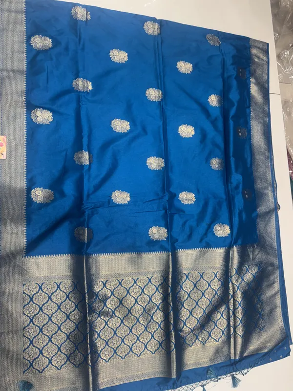 Blue_Silk_Saree_for_Women