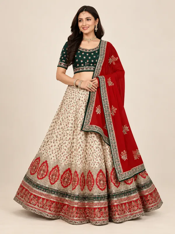 Bridal_White,_Red_And_Green_Unstitched_Chaniya_Choli_For_Women