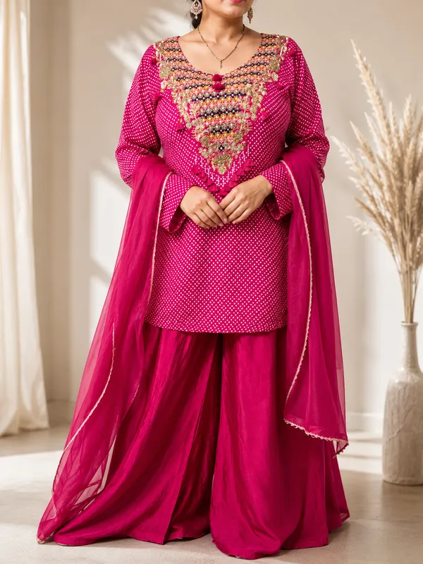 Pink_Embroidered_Kurta_Set_for_Women