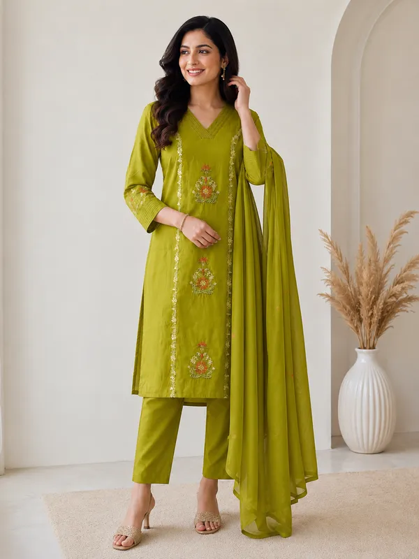 Mehendi_Green_Cotton_Kurta_Set_For_Women